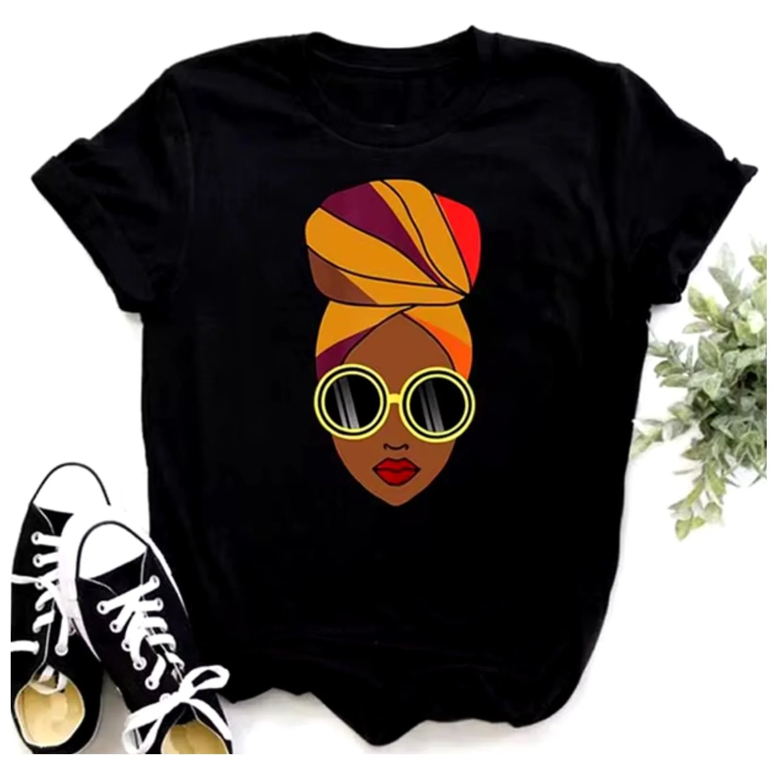African Diva Queen Graphic Print T-Shirt. - Image 6