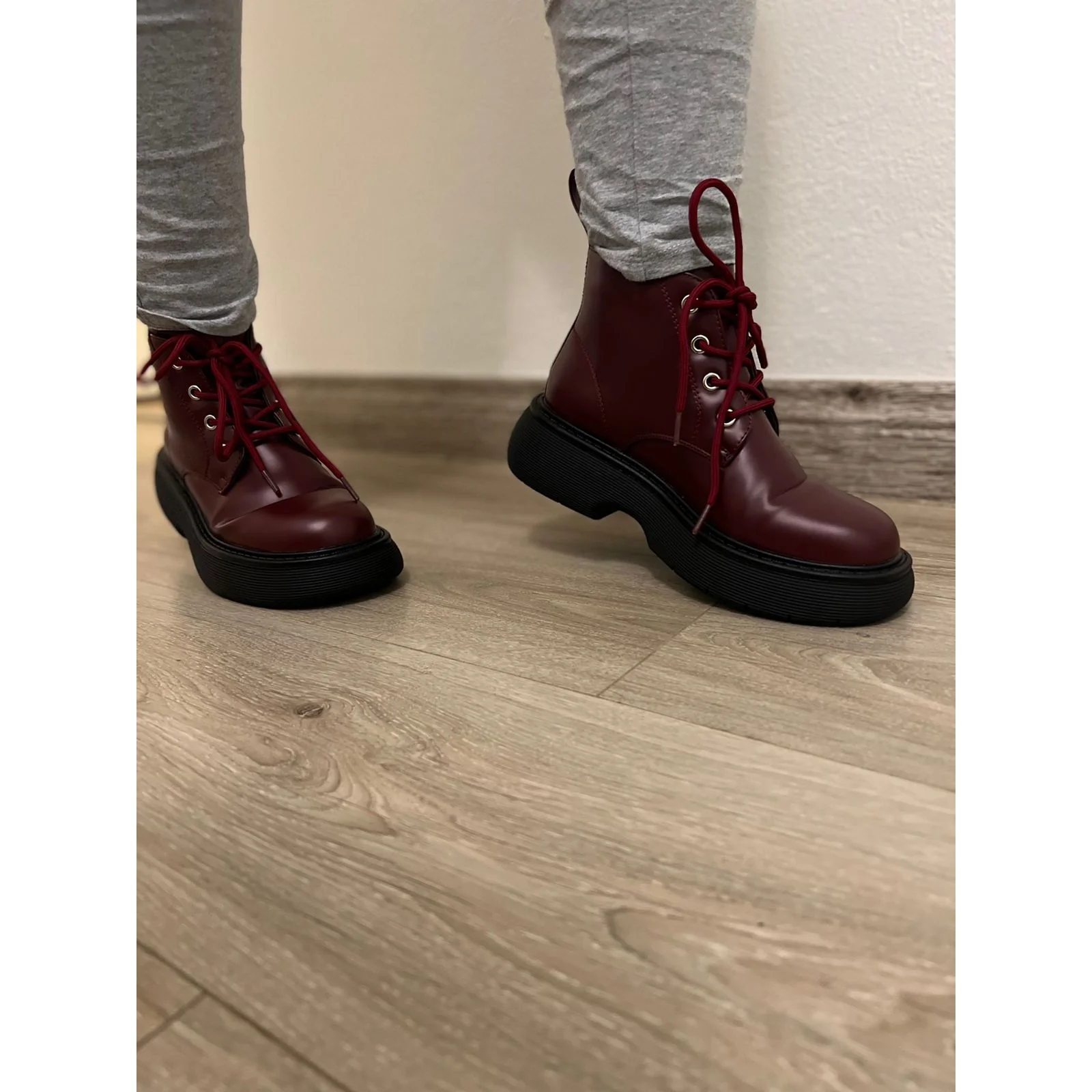 Retro Thick-soled Ankle Short Boots - Image 11