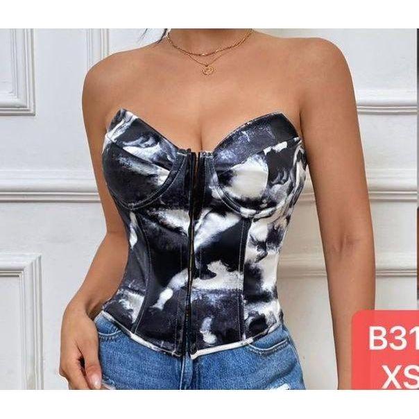 Asymmetrical Hem Crop Tops - Image 3