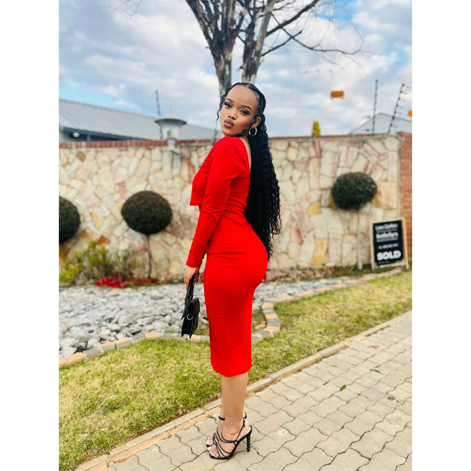 Bodycon One Hand Off Shoulder Dress - Image 7