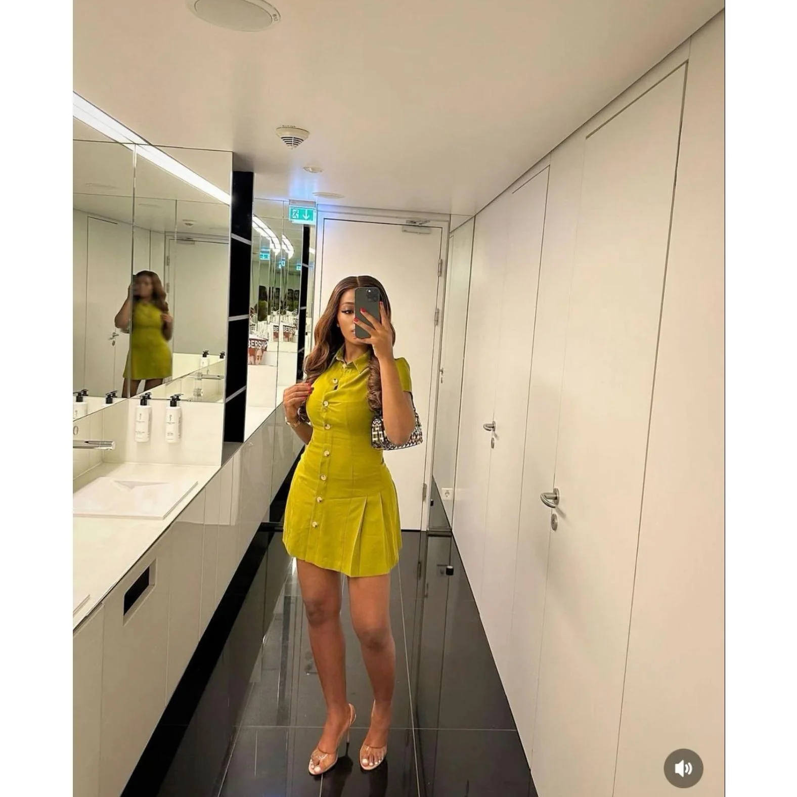 Button Detailed Short Sleeve Mini Dress - Image 7