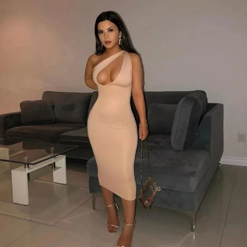 Cut Out Sexy One Shoulder Dress - Image 3