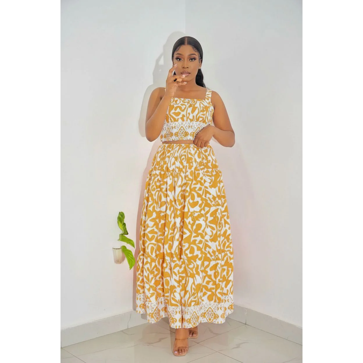 Floral Print Sleeveless Tee And Midi Skirt Set.