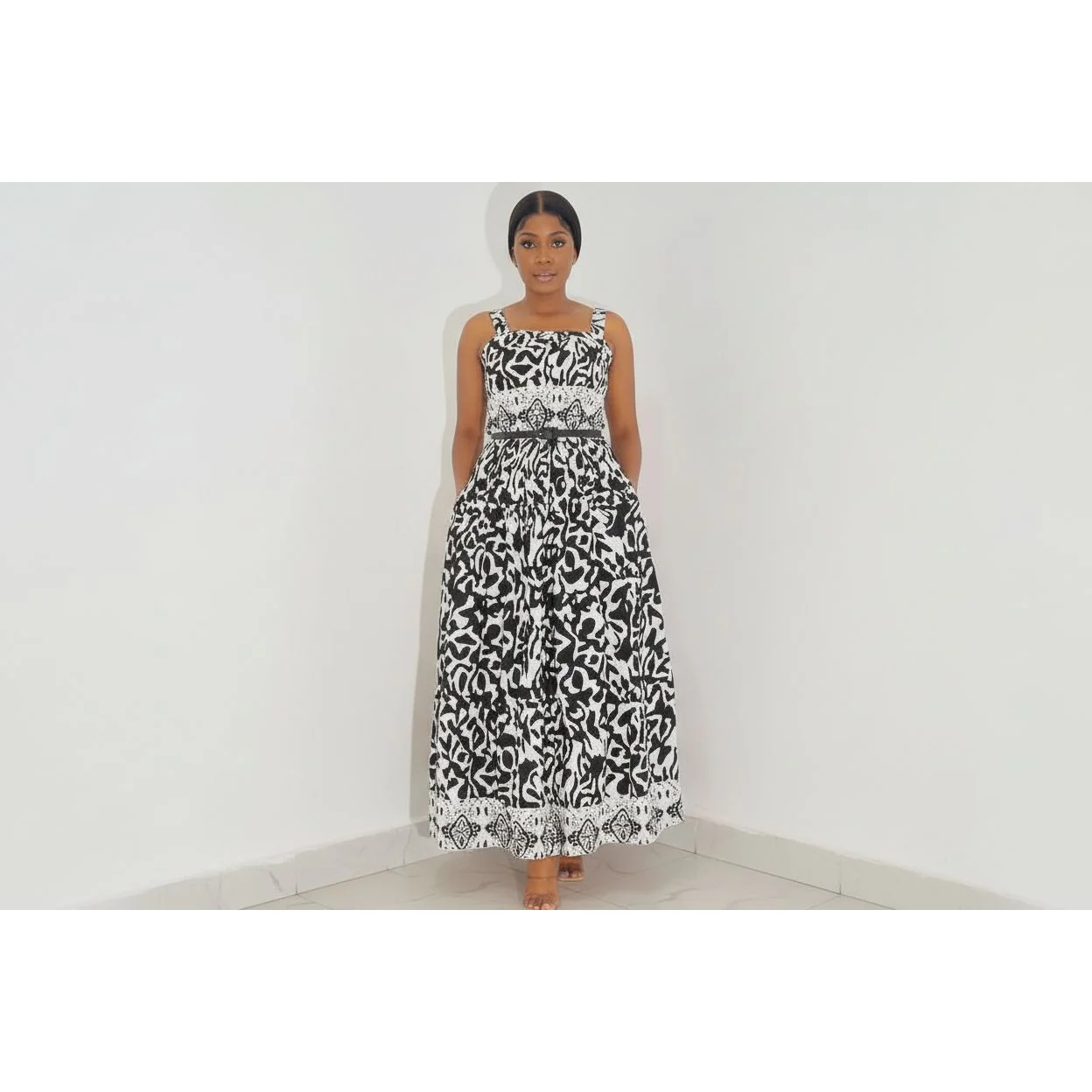Floral Print Sleeveless Tee And Midi Skirt Set. - Image 2