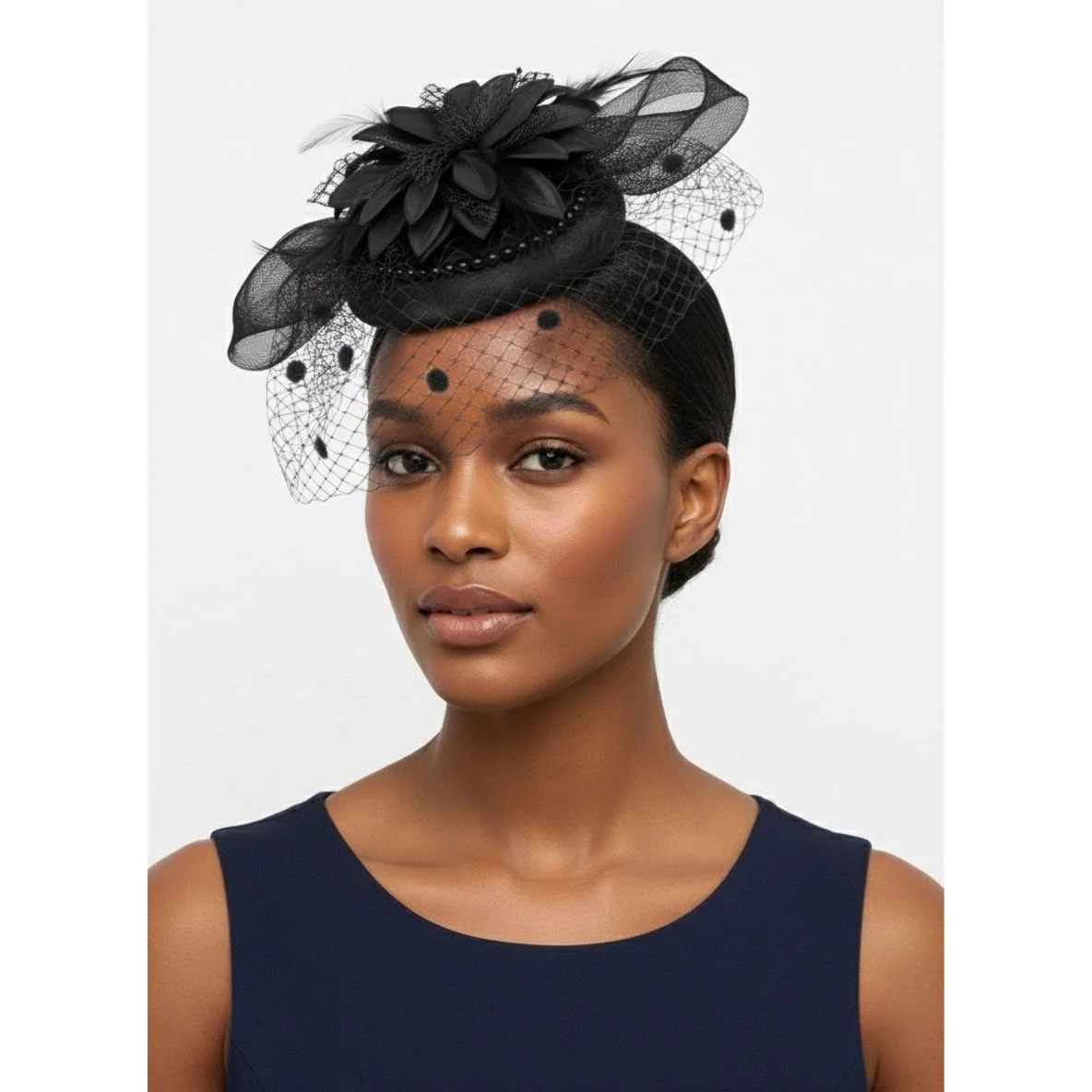 Elegant Women's Fascinator Hat - Image 2