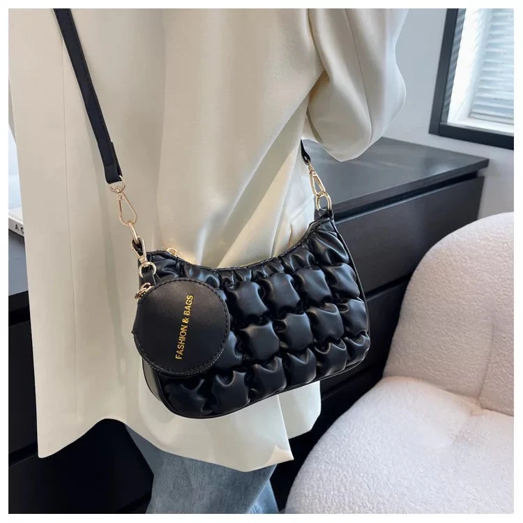 Fashion Retro Shoulder Messenger Bag - Image 7