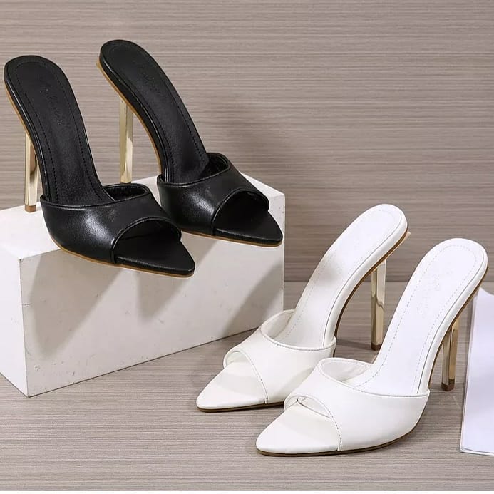 Flip flops Pointed toe Party shoes. - Image 4
