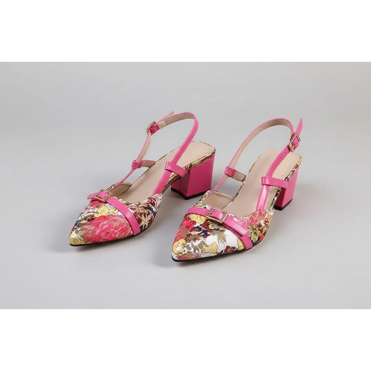 Pointed Floral Pattern Chunky High Heels - Image 2