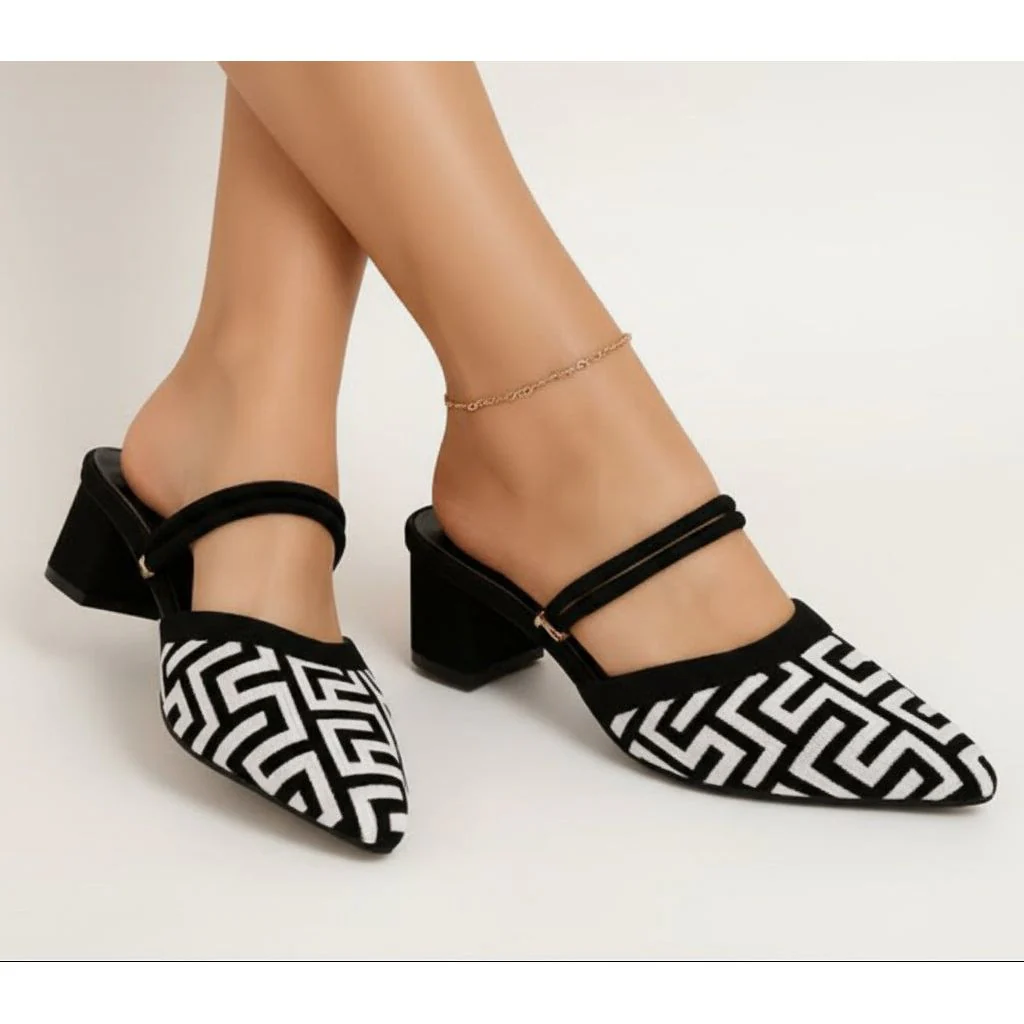 Geometric Pattern Block Heel Slingback Shoes. - Image 8