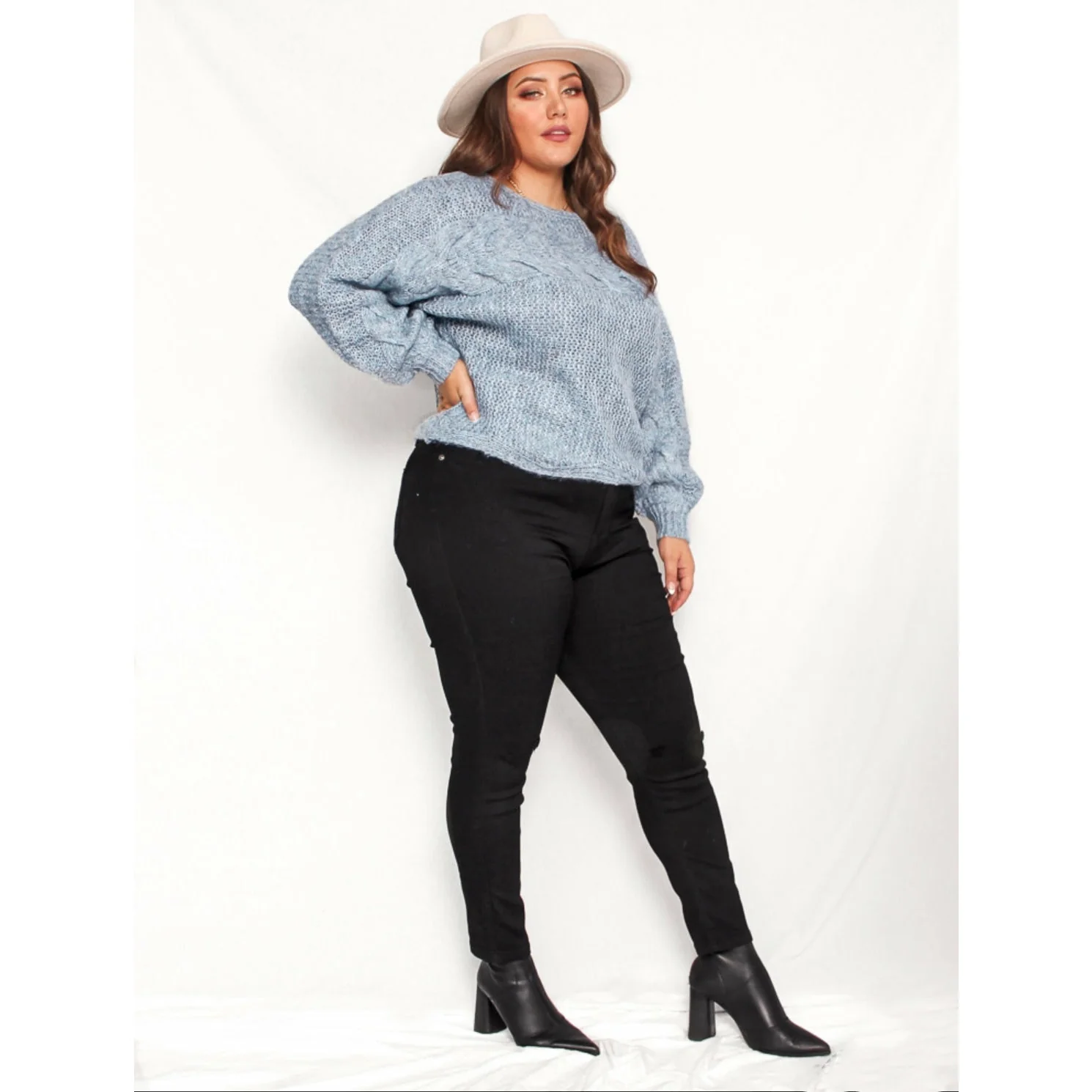 Plus-Size High Waisted Black skinny Jeans - Image 2