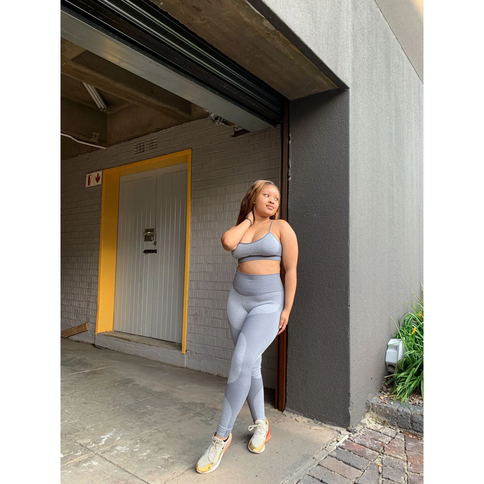 High waisted pant and crop top Gym set - Image 5