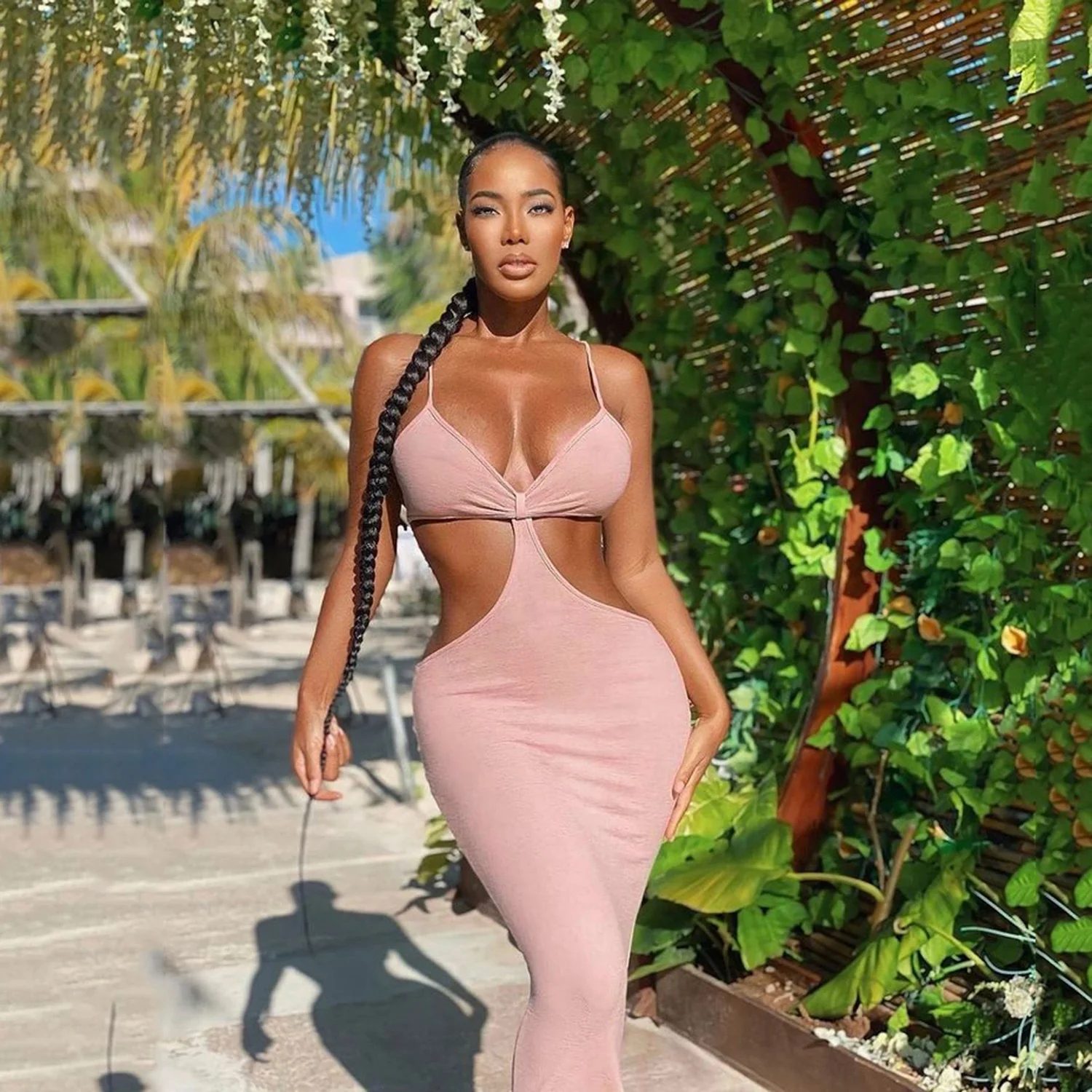 Hollow Out Sexy Sleeveless Bodycon Dress - Image 4