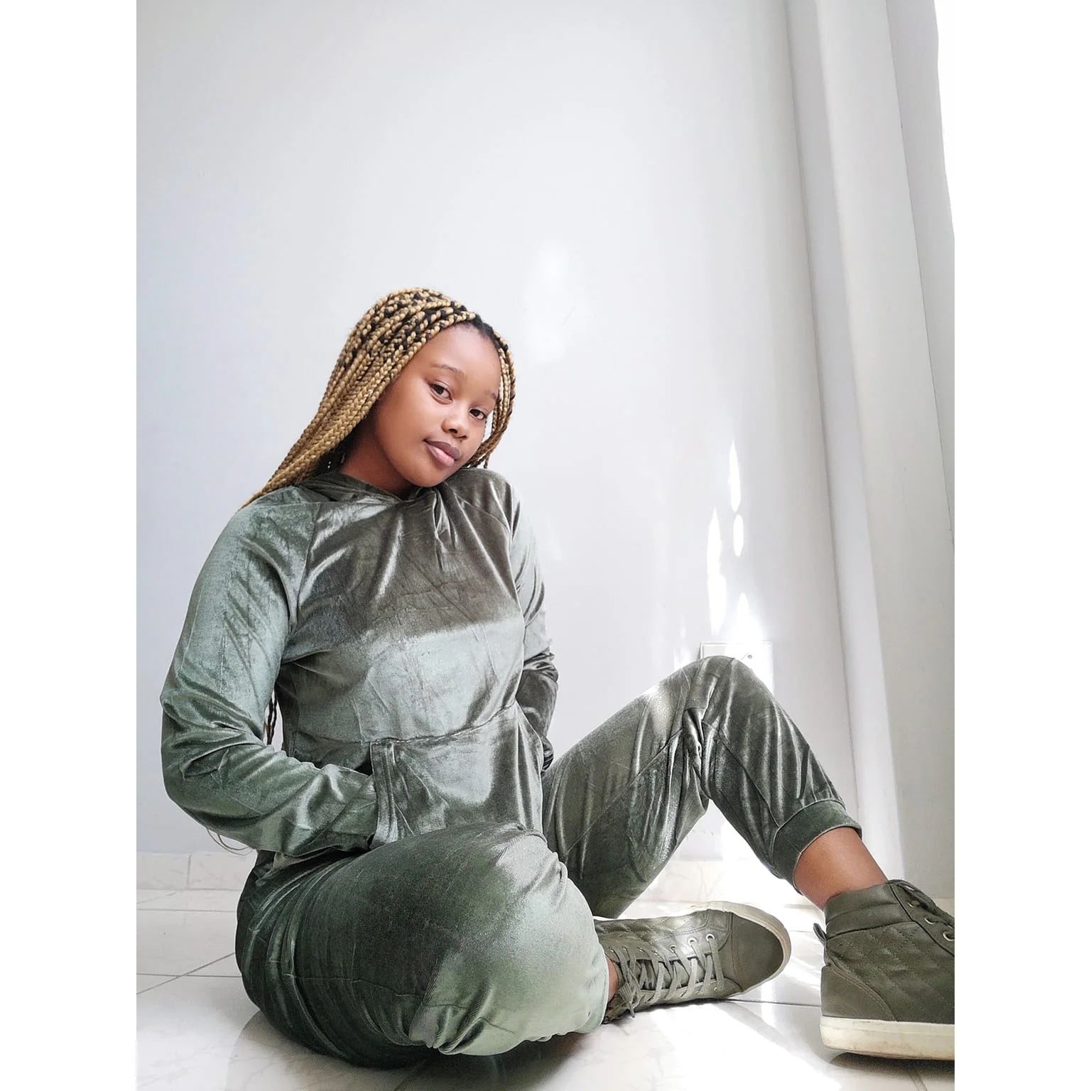 Hooded Pockets Casual Velvet Two Piece Set - Image 6