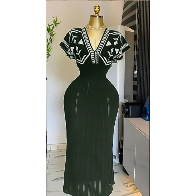 Knitted  V-neck Pattern Printed Dress - Image 8