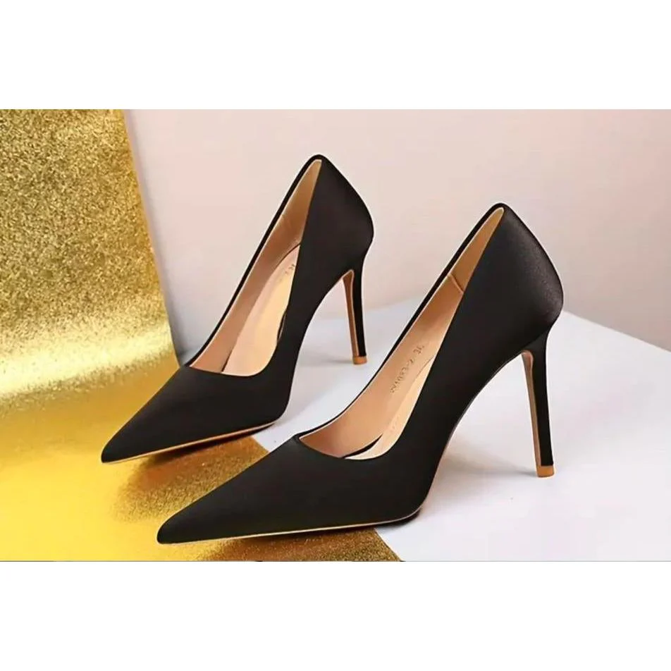 Ladies Plain Pointed Court Stiletto Heel - Image 2