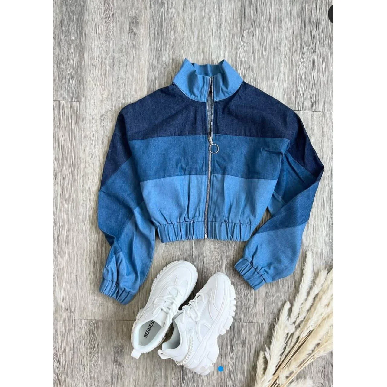 Lapel Zipper Sleeve Distressed Crop Denim Jean Jacket - Image 4