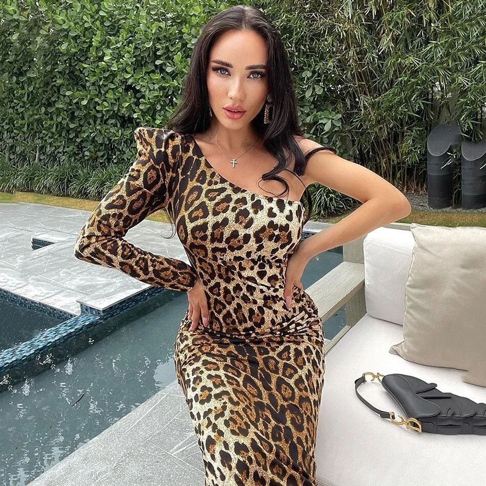 Leopard Print One-Shoulder Sexy Dress - Image 3