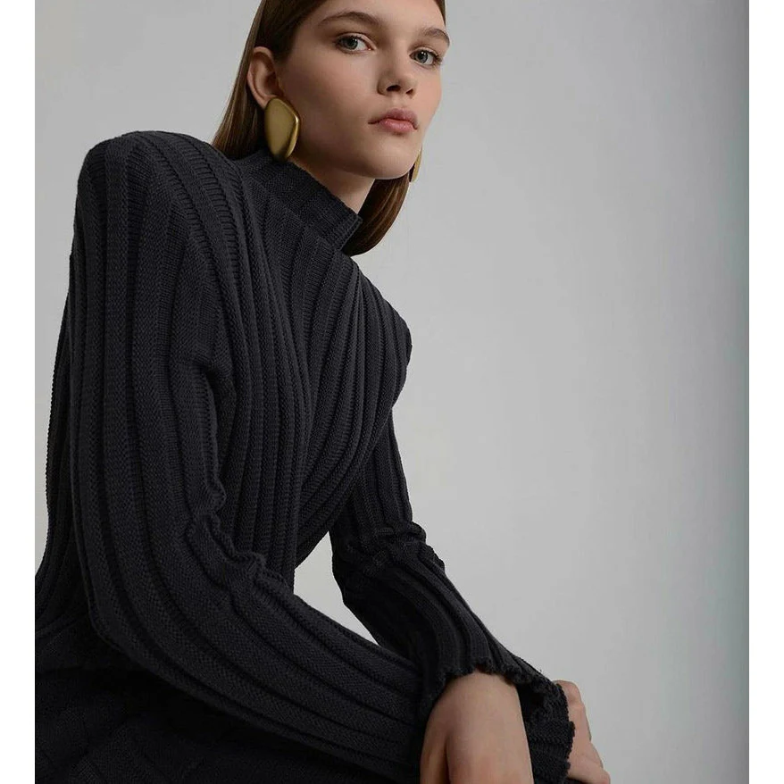 Long sleeve Sweater Kniited Set  - Image 6