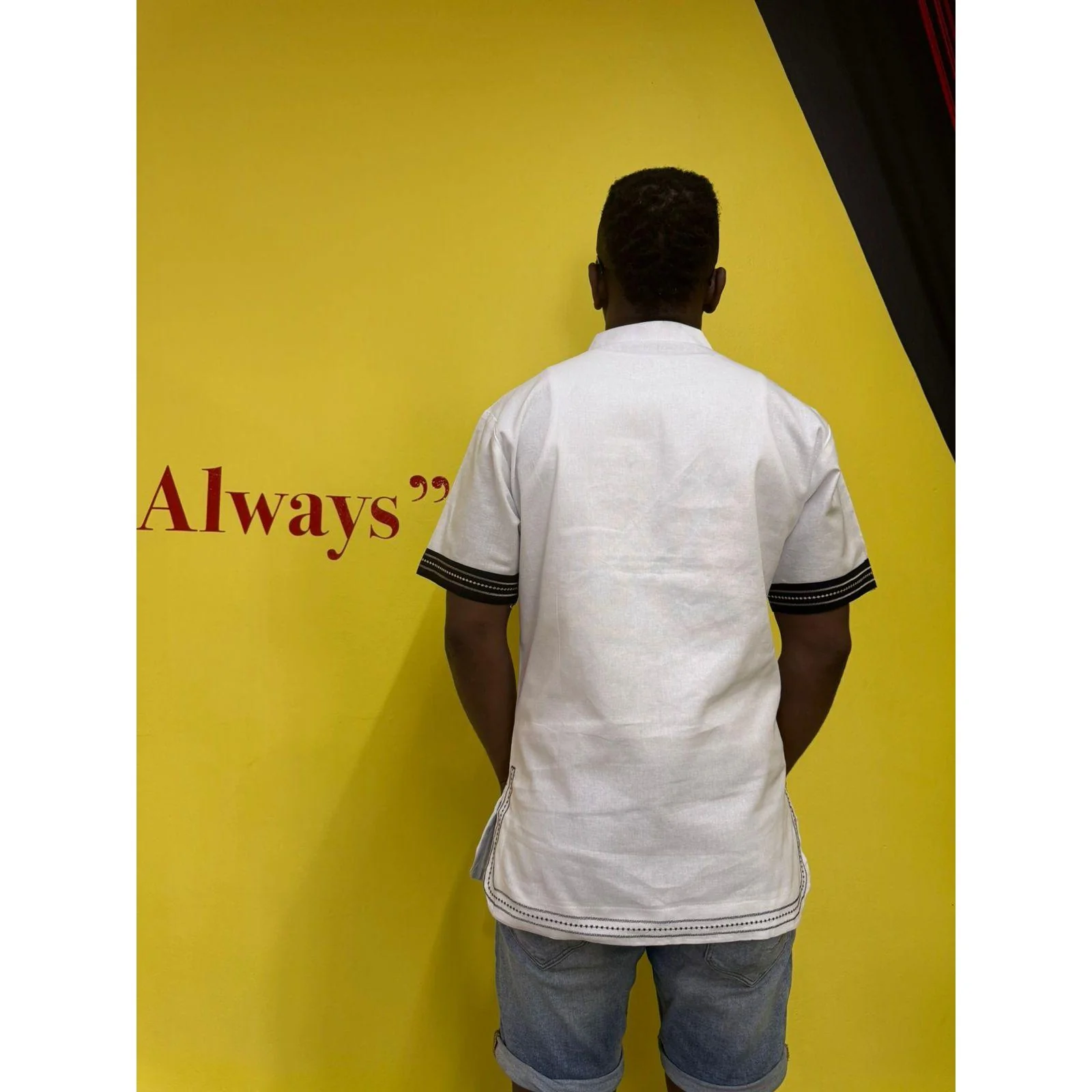 Mens African Vintage Embroidered T-Shirt - Image 9