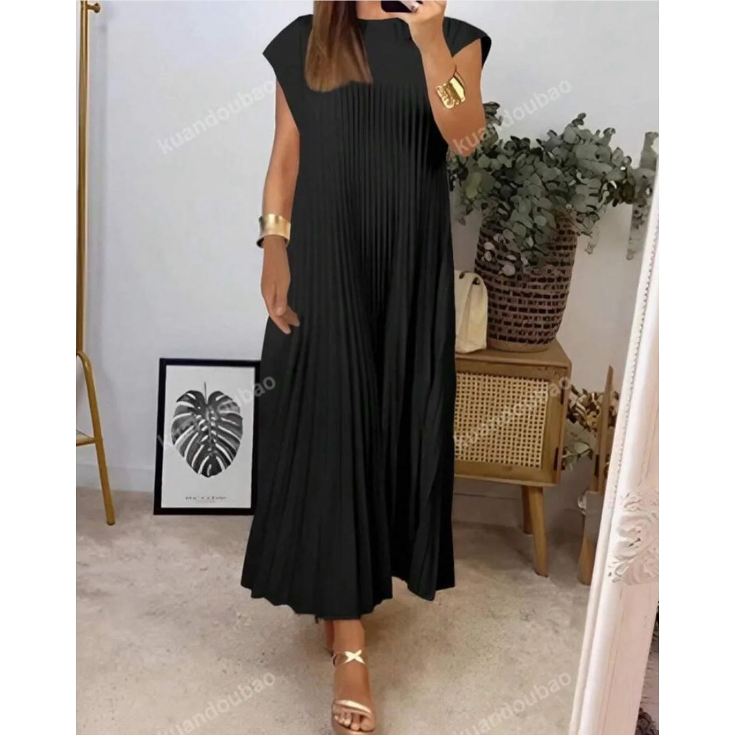 O-Neck sleeveless pleated elegant dress. - Image 7