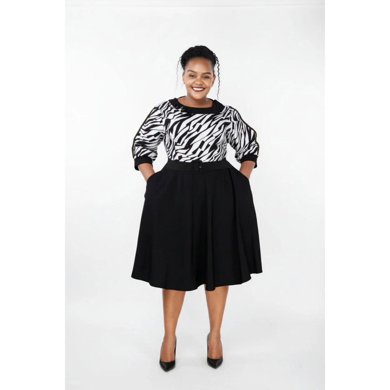 Office Style plus size Dress. - Image 5