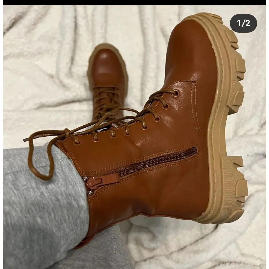 lace-up ankle boots with a chunky lug sole - Image 3
