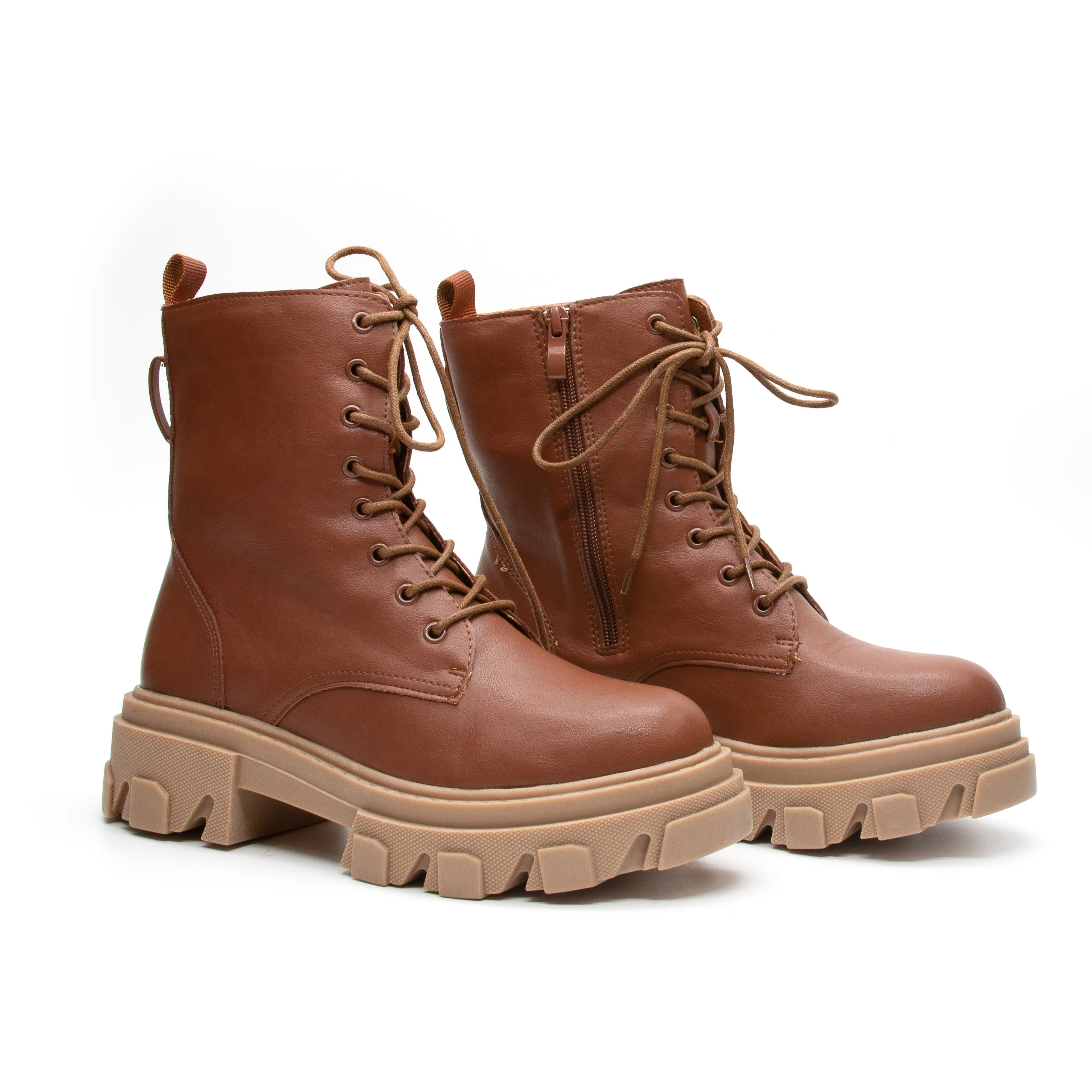 lace-up ankle boots with a chunky lug sole - Image 6