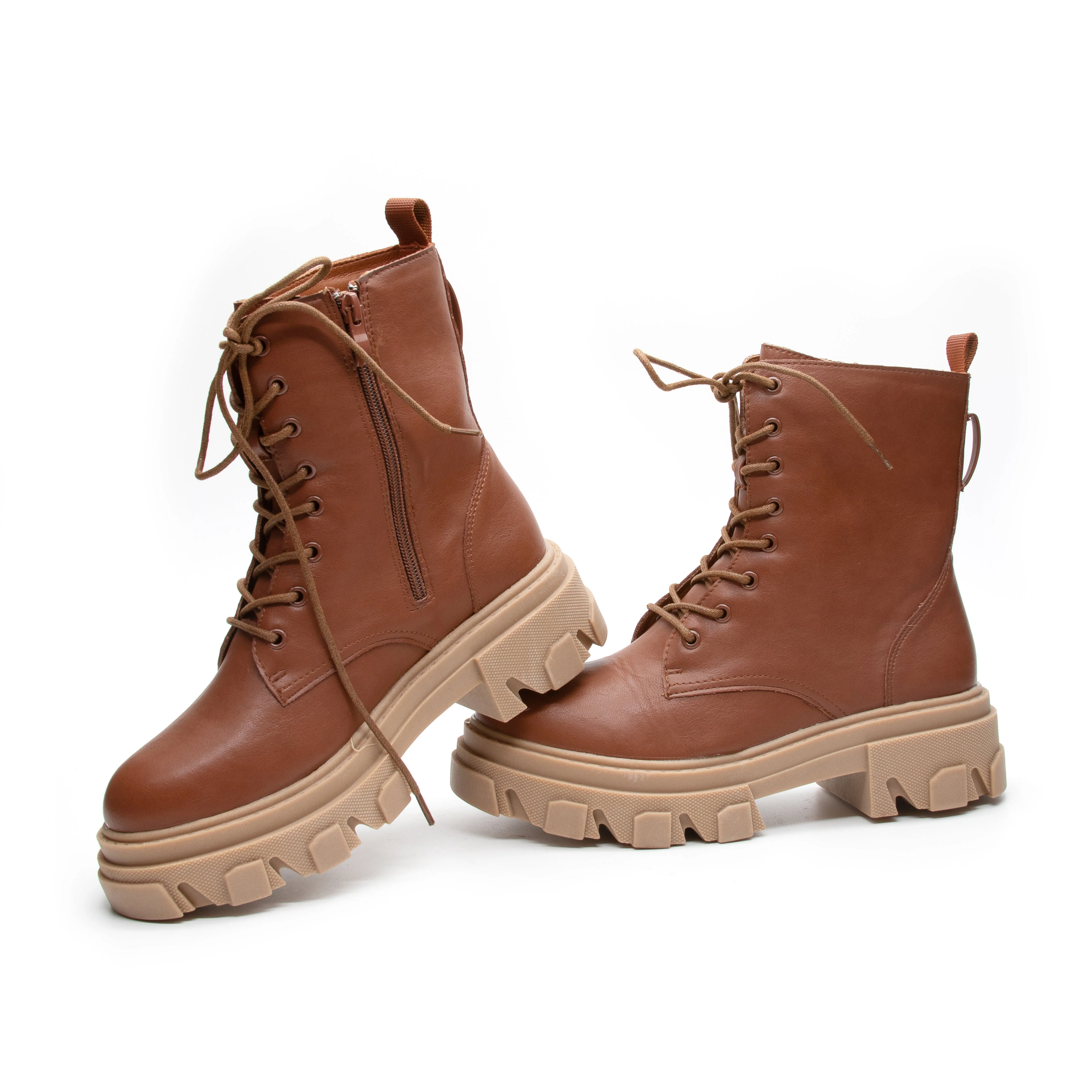 lace-up ankle boots with a chunky lug sole - Image 7