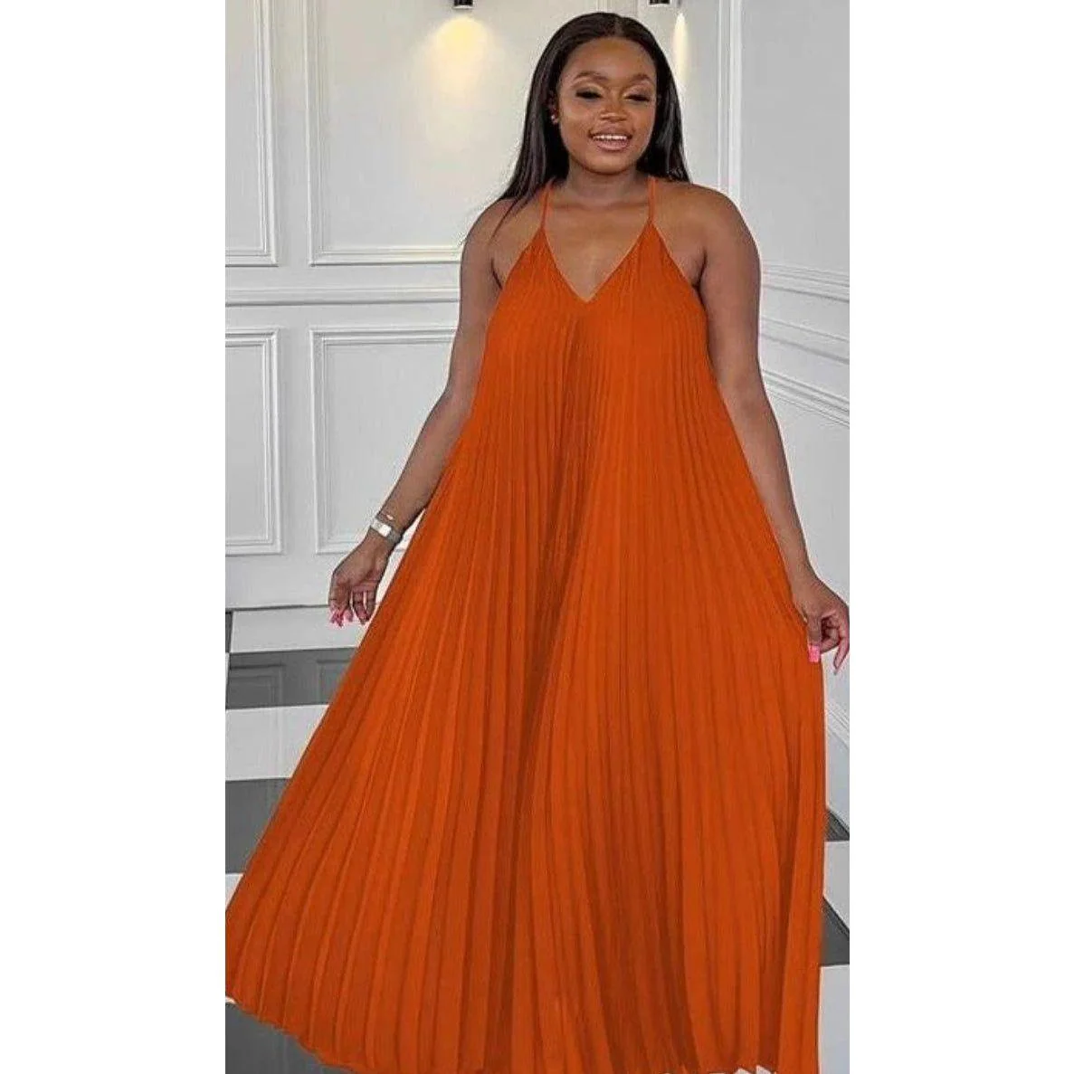 Pleated Sleeveless Midi V-neck Dress. - Image 4