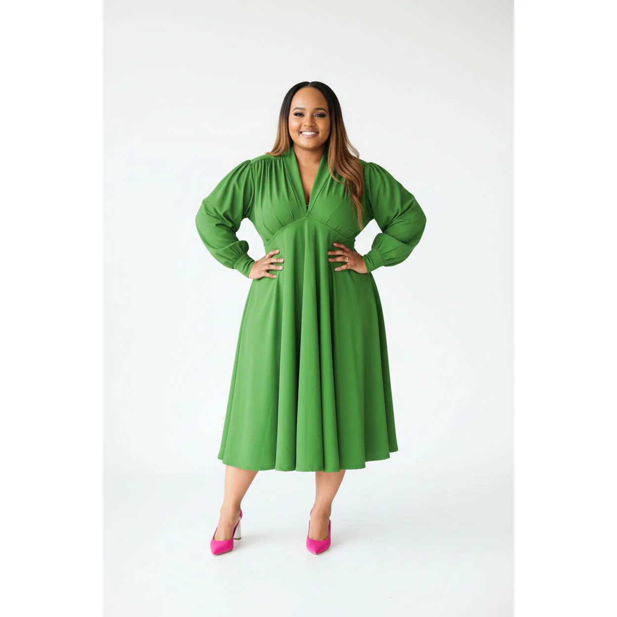 Pleated V-Neck Detailed Midi Dress
