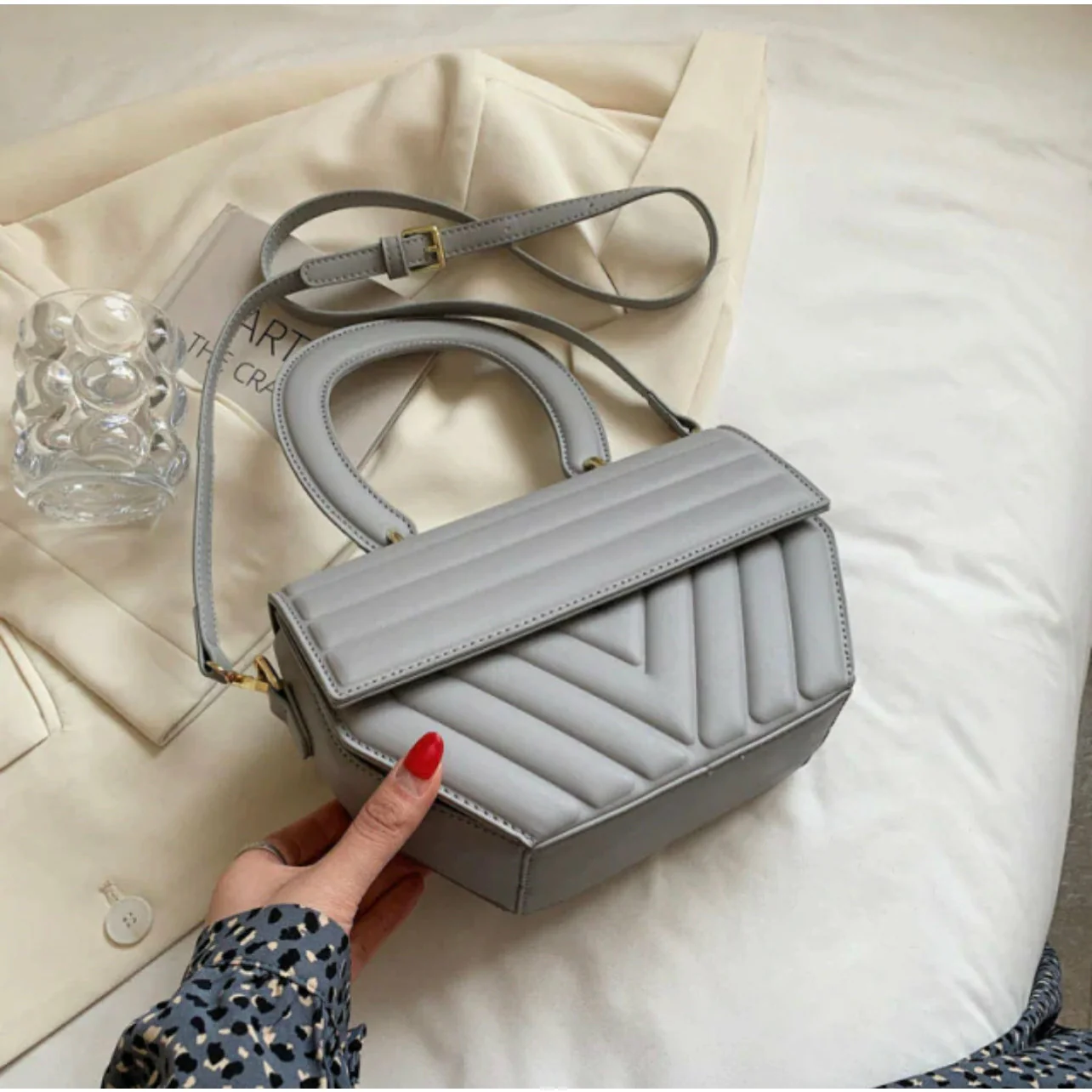 pushi Crossbody Handbag - Image 3