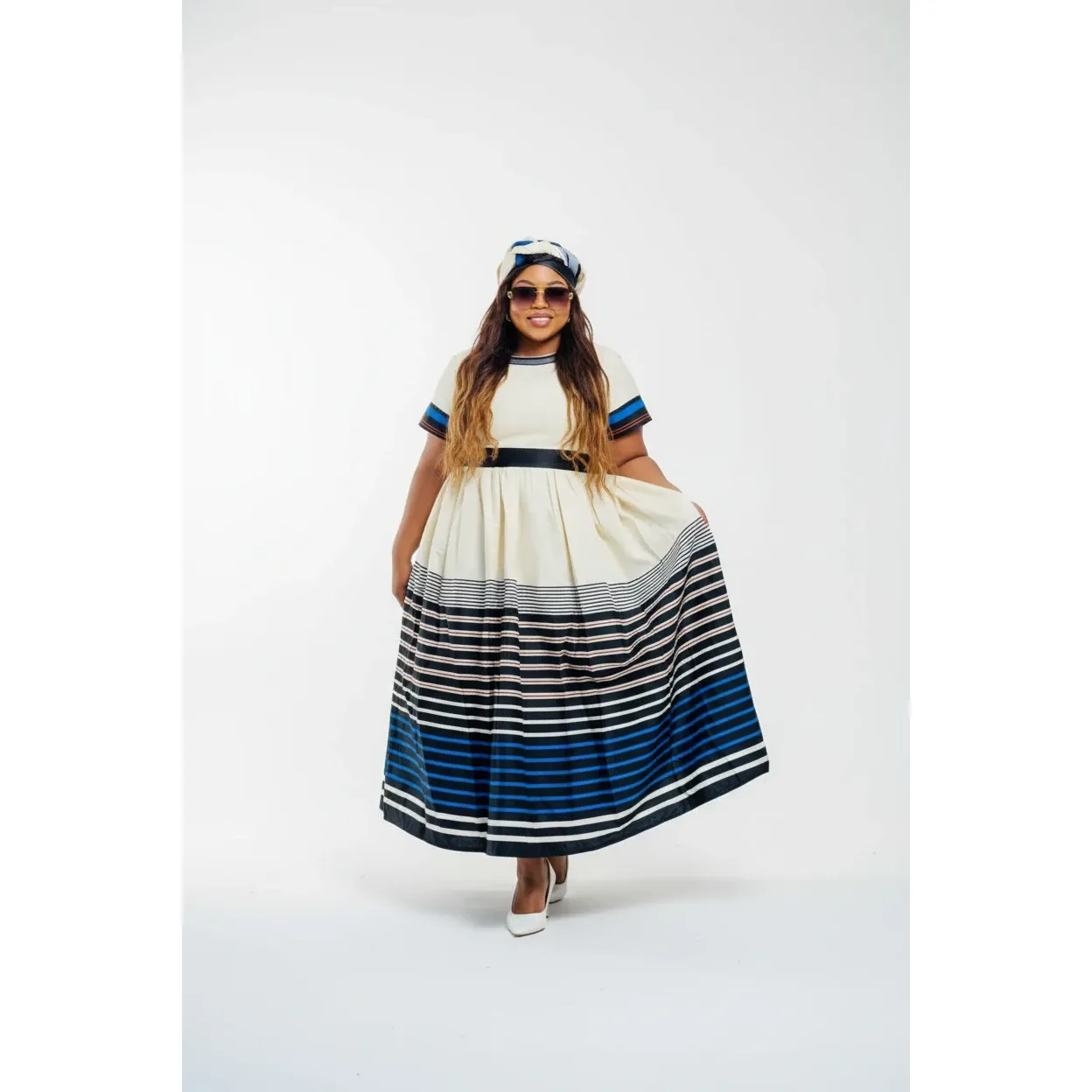 Round Neck Short Sleeves Traditional Dress - Image 2