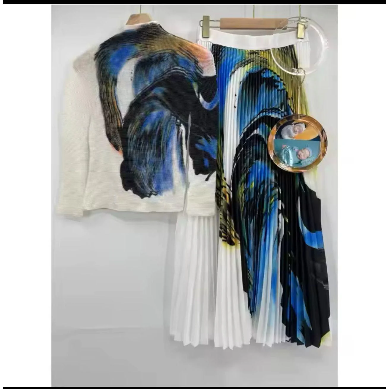Sexy Floral Pleated Skirt and Top Set. - Image 2