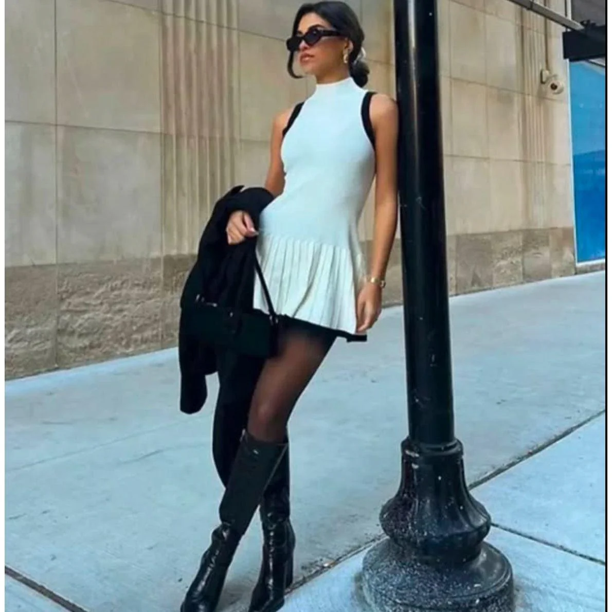 Sexy Sleeveless Mini Pleated Dress - Image 2