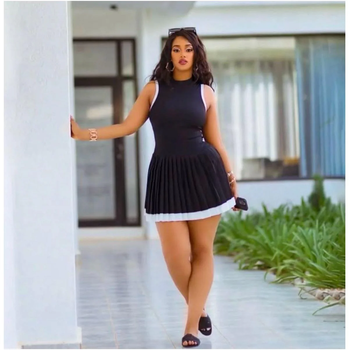 Sexy Sleeveless Mini Pleated Dress - Image 4