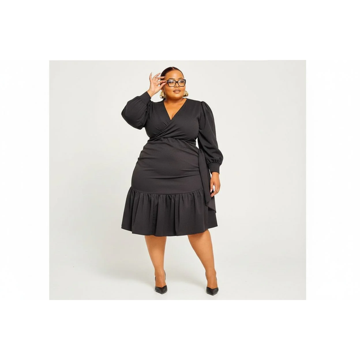 Sexy V-Neck Long Sleeve Bottom Pleated Dress. - Image 3
