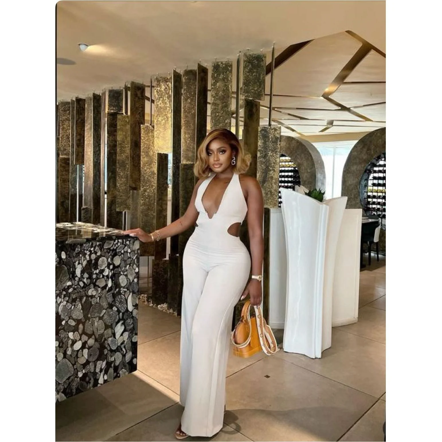 Sexy V-Neck Palazzo Jumpsuit. - Image 4