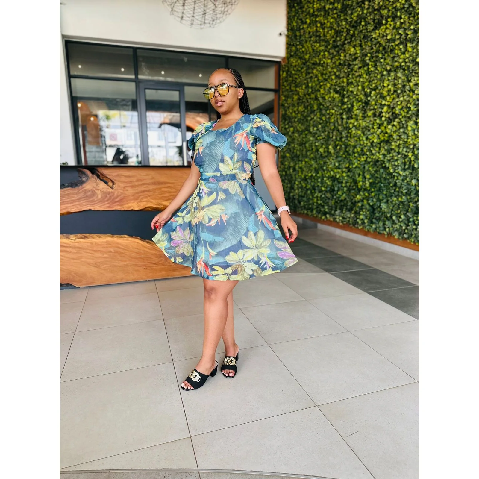 Short Sleeve Floral Dress - Image 12