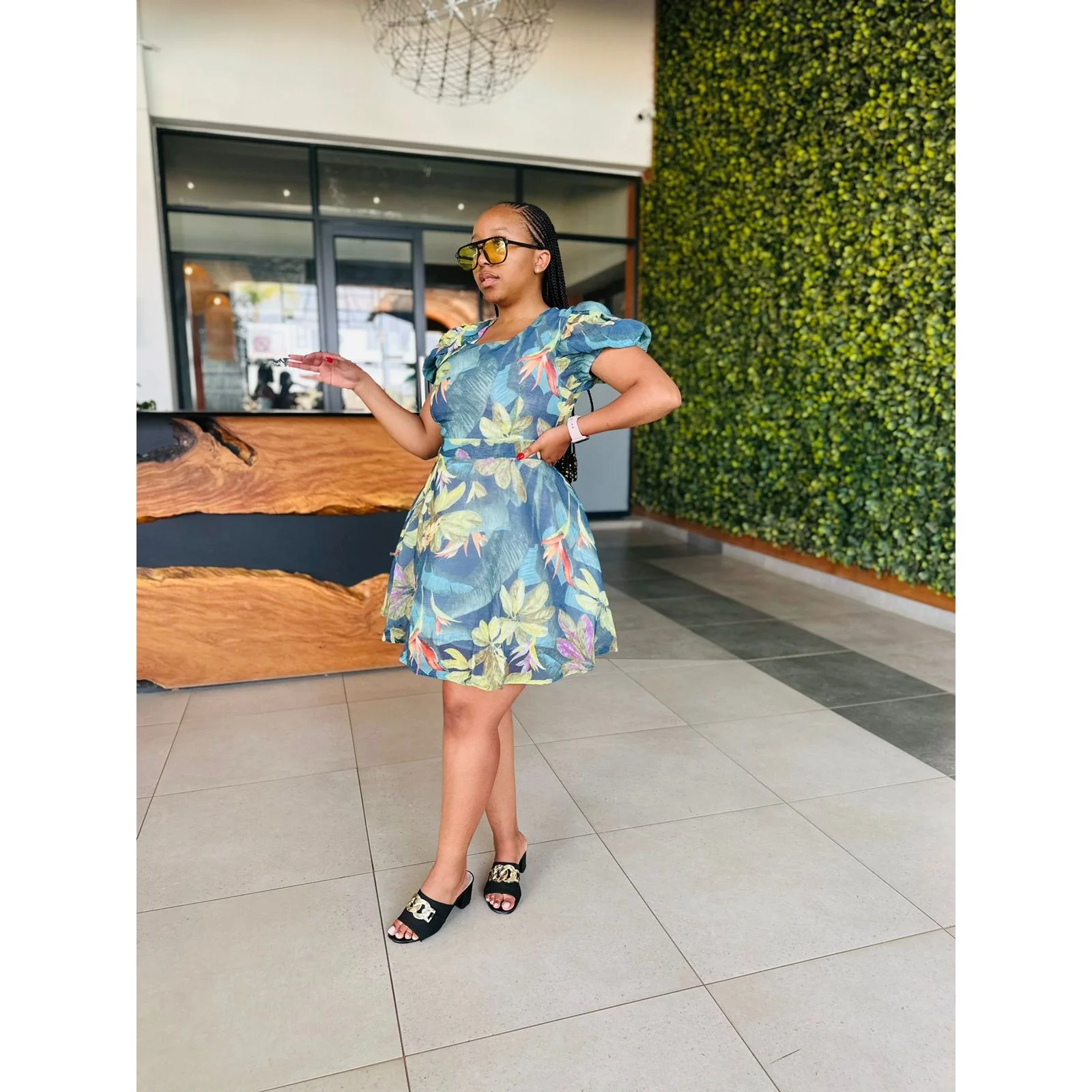Short Sleeve Floral Dress - Image 13