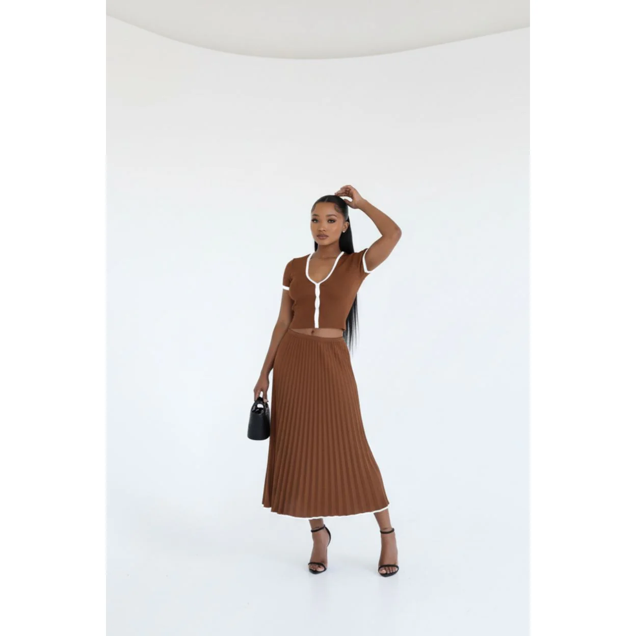 Short Sleeve V Neck Cropped Tops Midi Skirt Knitted Two Piece Set - Image 3