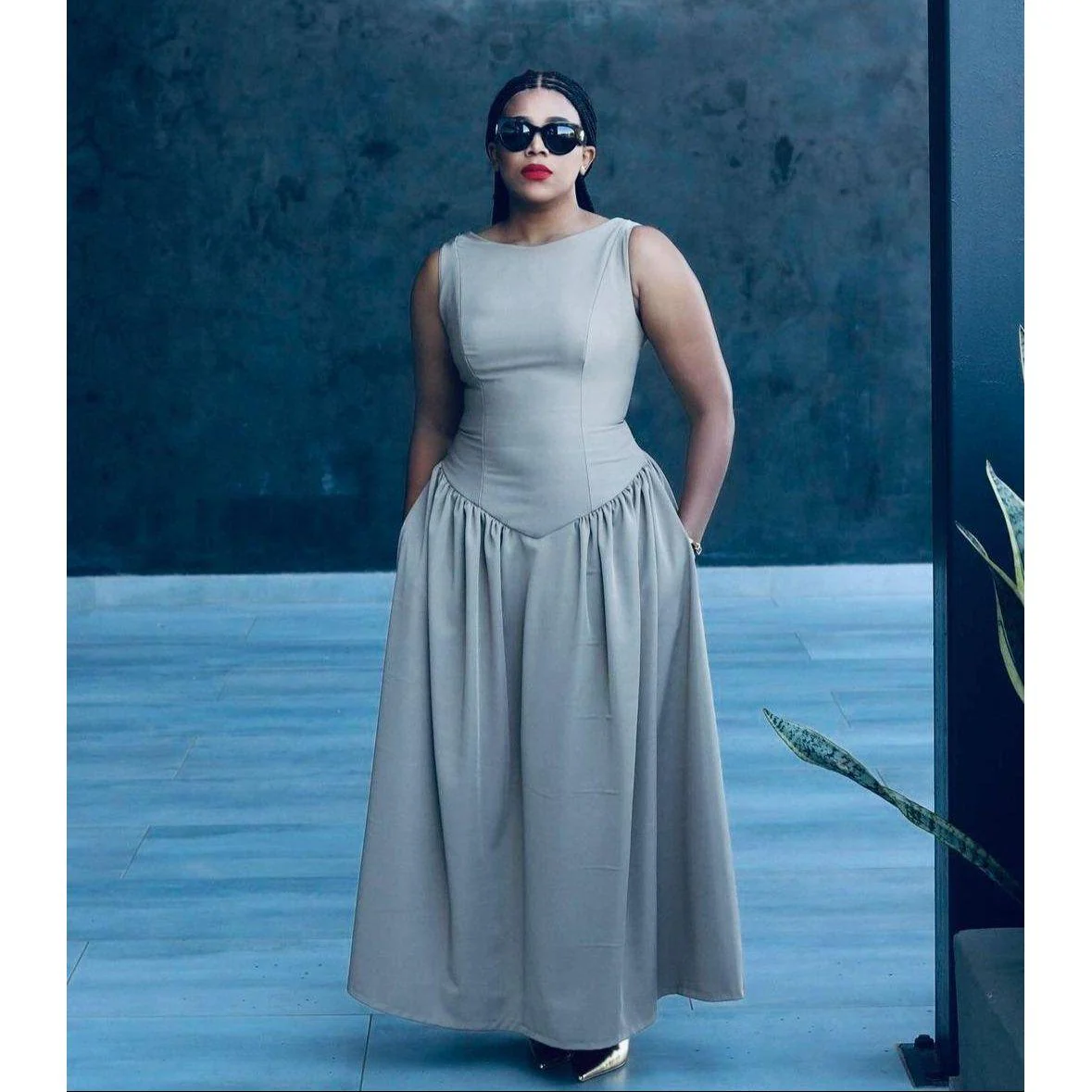Sleeveless Corset Pleated Maxi Dress. - Image 2