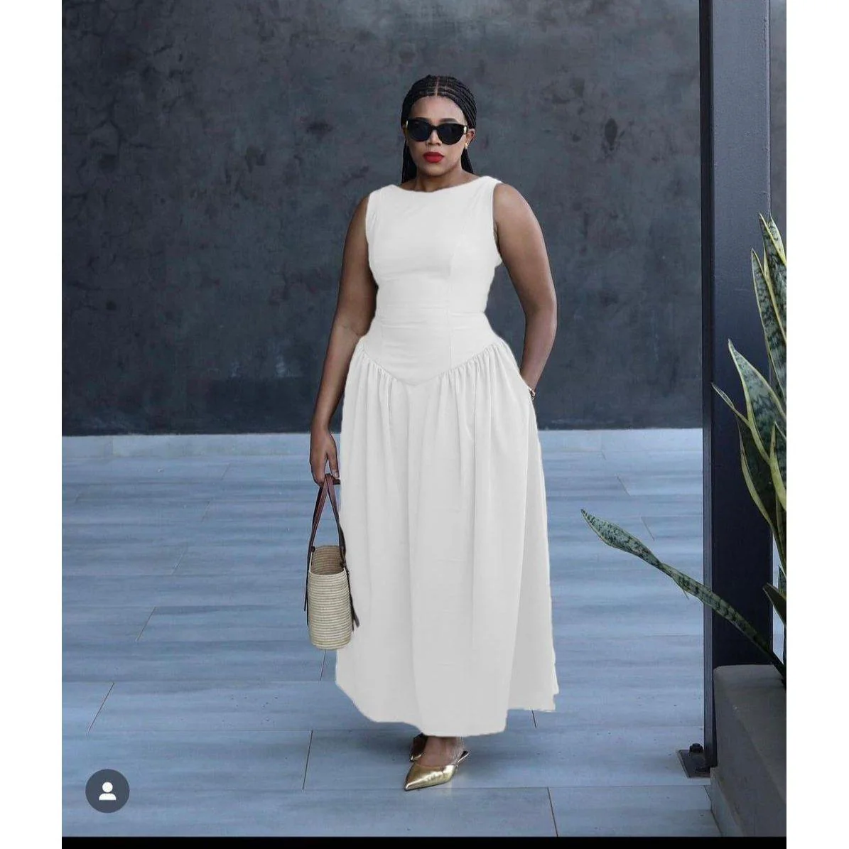 Sleeveless Corset Pleated Maxi Dress. - Image 3