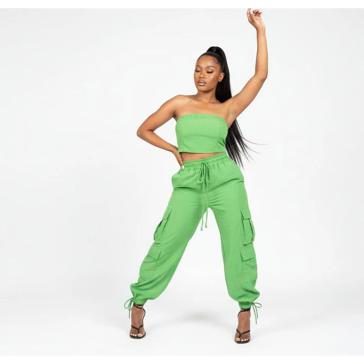 Sleeveless Crop Top and Pant Set - Image 3
