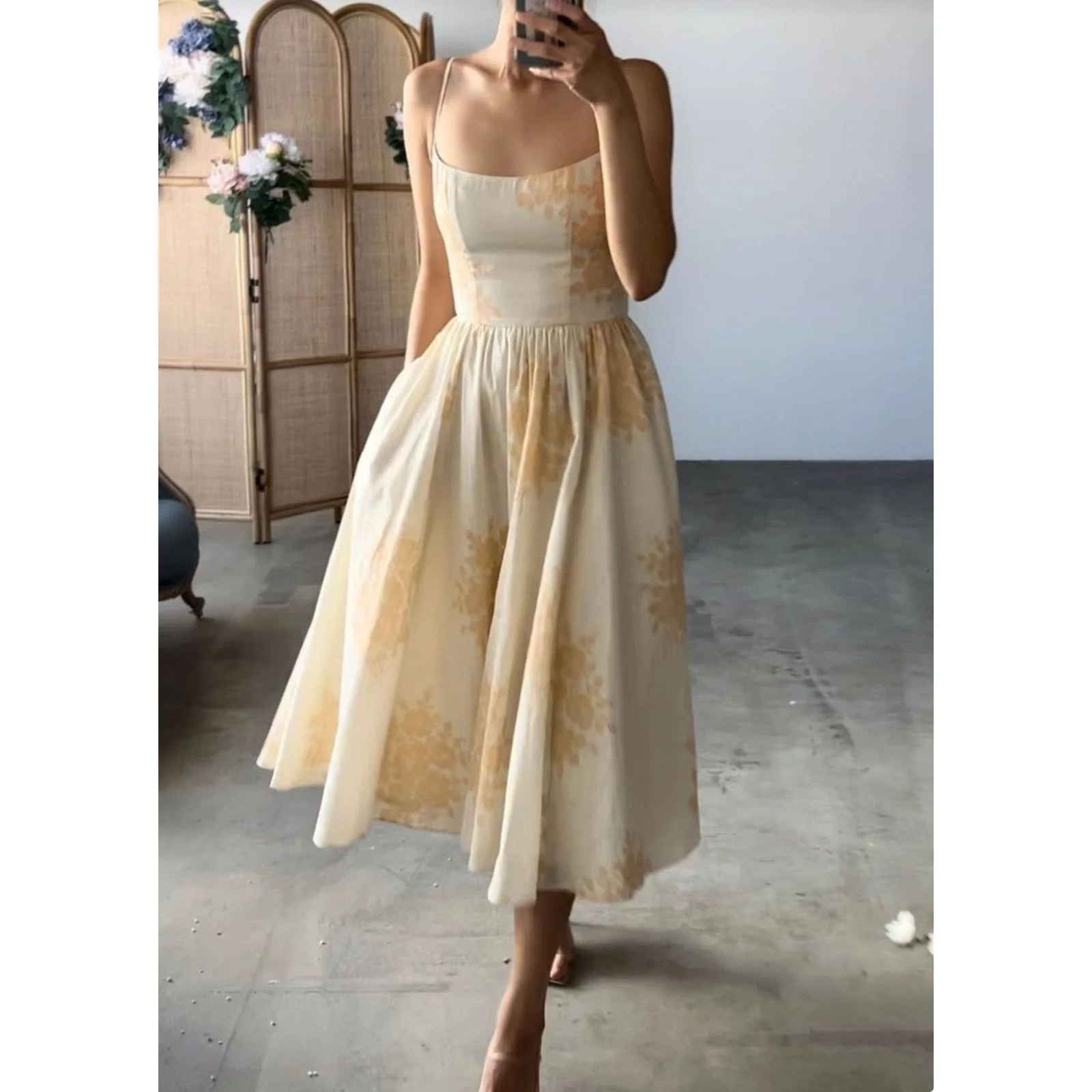 Sleeveless Floral A Line Fit Flare Midi Dress - Image 3
