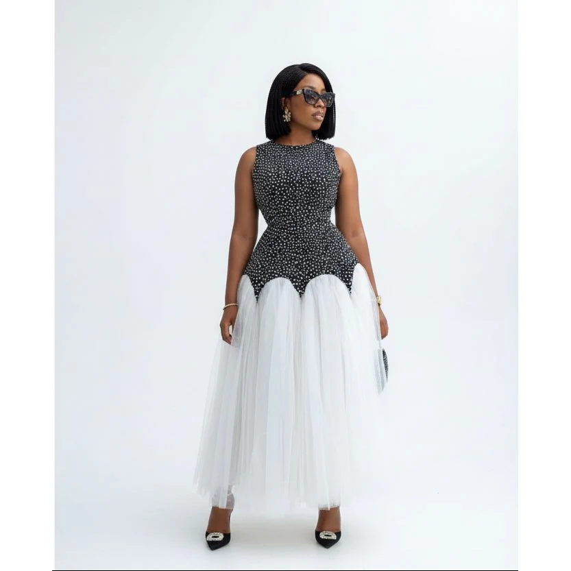 Sleeveless Mermaid Tule Dress. - Image 3