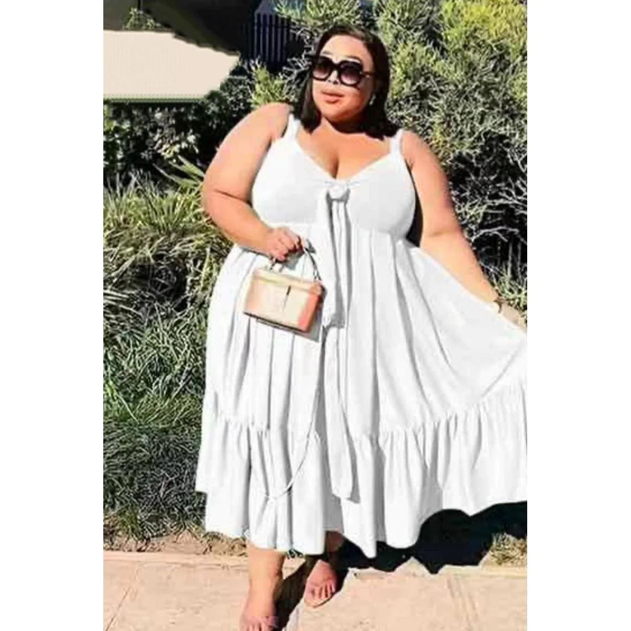 Sleeveless Plus Size Bubbles Dress - Image 4