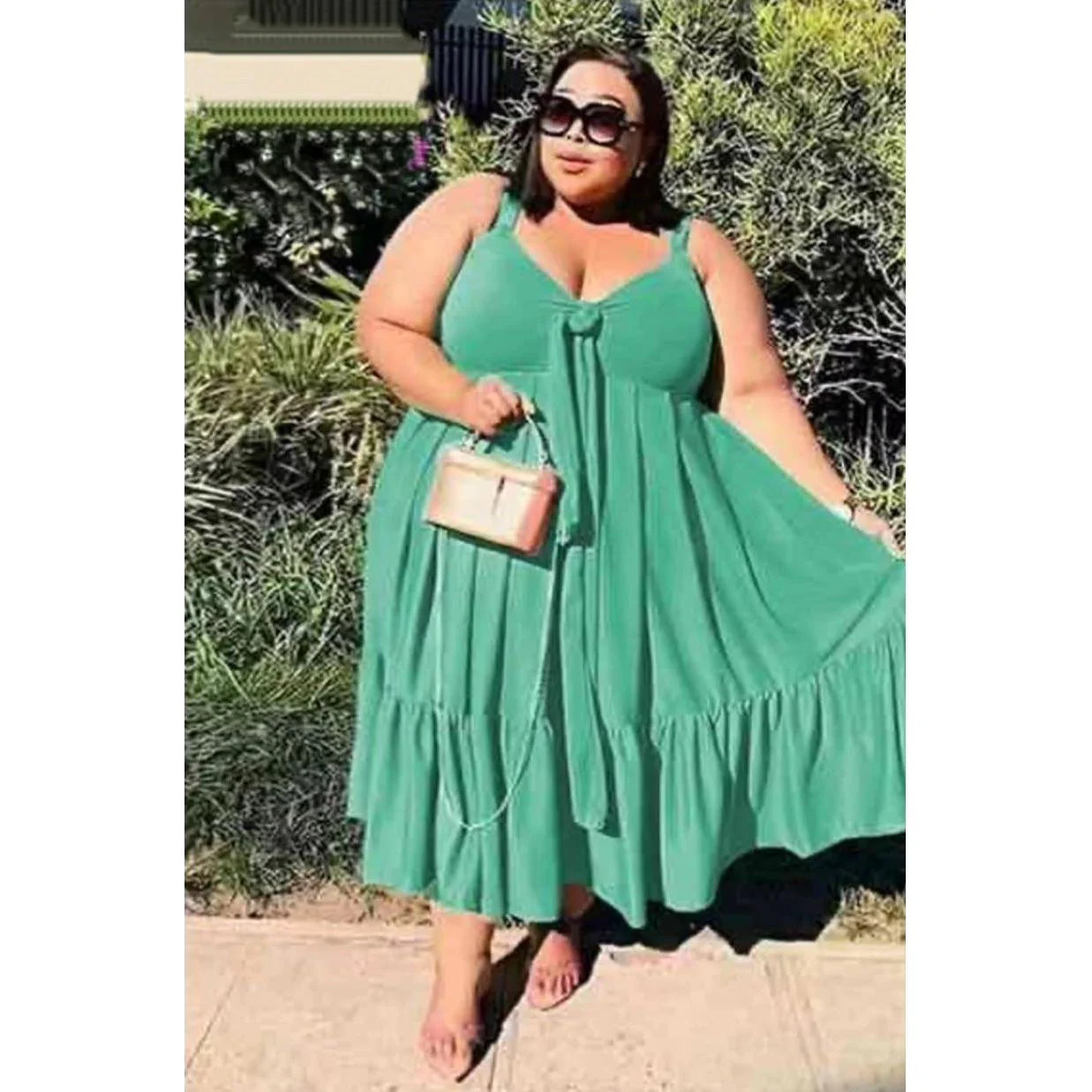 Sleeveless Plus Size Bubbles Dress - Image 5