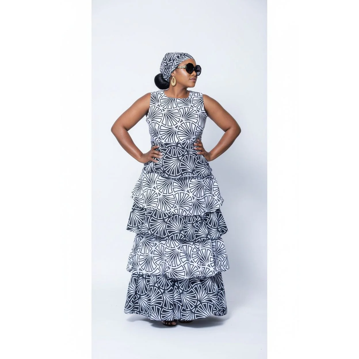 Sleeveless Round Neck Dress