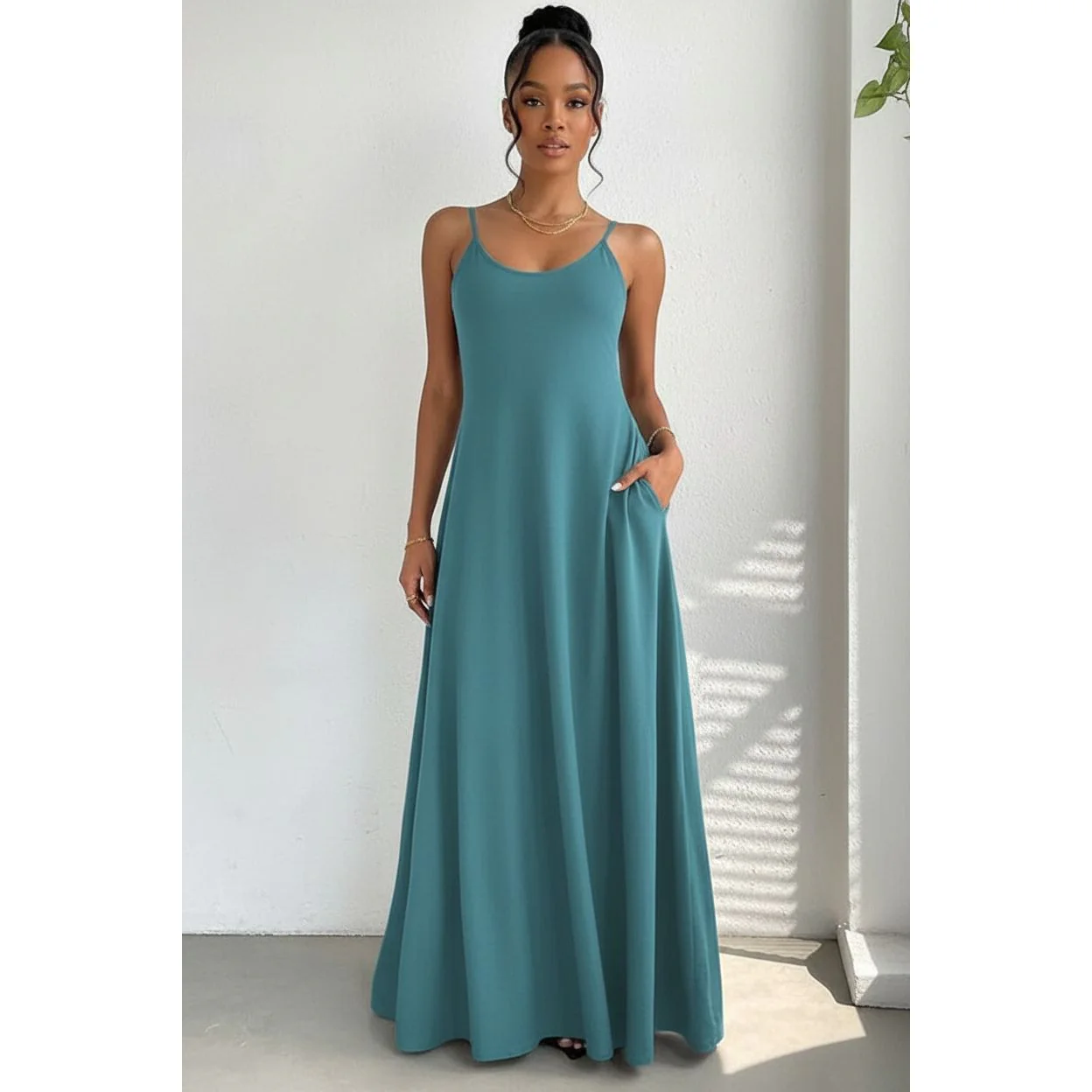 Sleeveless Round Neck Loose-Fitting Maxi Dress - Image 4