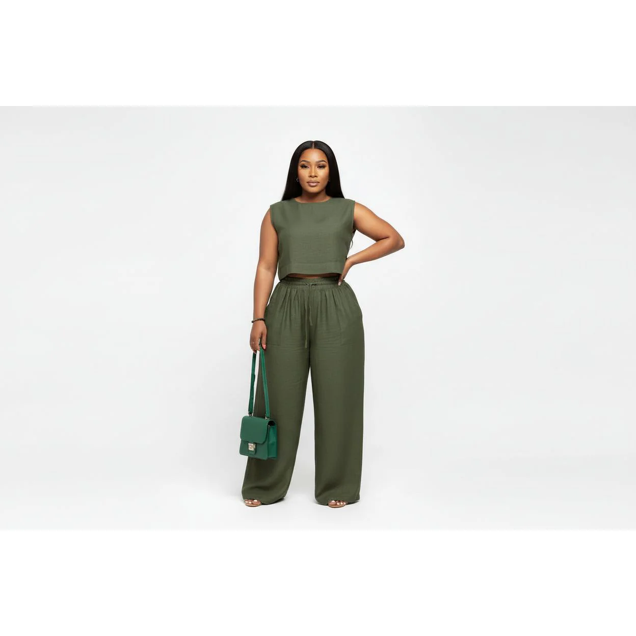 Sleeveless Round Neck Top & Loose Pants set. - Image 3